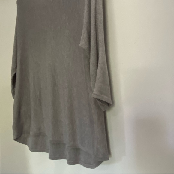 Ann Taylor Grey Sweater Top Cashmere Blend 3/4 Length Sleeve Size M Medium Soft - Picture 4 of 7